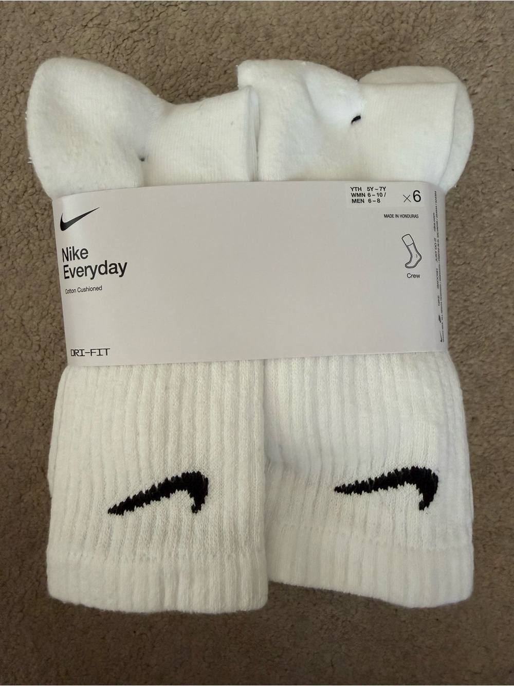 NWT! Nike Everyday Dri-FIT Cushioned Crew Socks 6 Pack White Size M